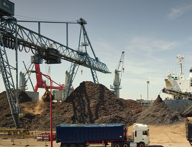Sims Limited Signs a Binding Agreement to Sell Sims Metal, UK Business to Unimetals